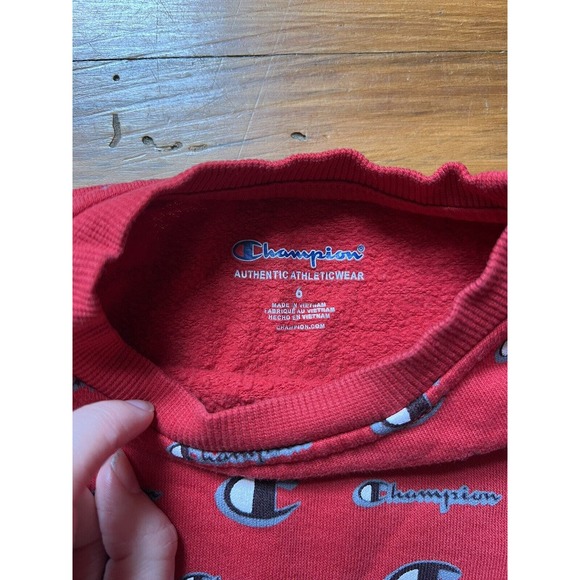 Champion Sweatshirt Size 6 Red Cursive Script Crew Neck Boys - Picture 2 of 2